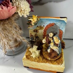 VTG Nativity Scene Spinning Music Box Book Angel Gloria Christmas Decor WORKS